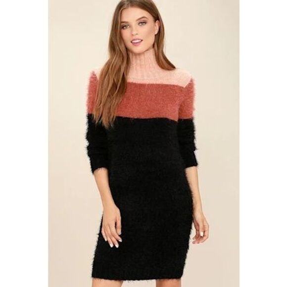 Shop The Mint Black Color Block Snuggle Sweater Dress Size Large - Picture 1 of 5